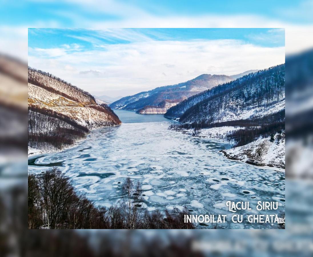 Pensiunea Izvorul Bucuriei Siriu Exterior foto